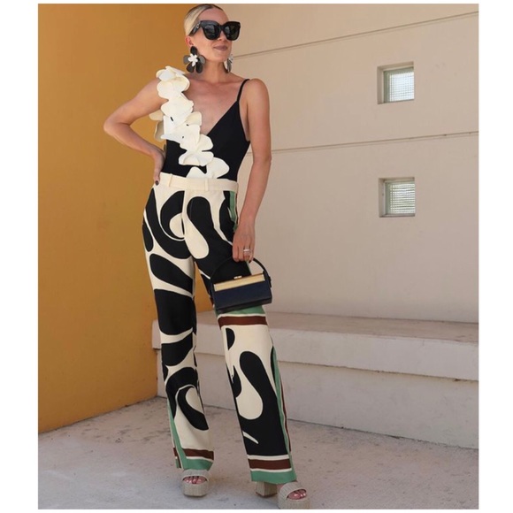 NWT Zara 2 Piece Tied Printed Blouse And Wide Pants Set - Picture 6 of 16